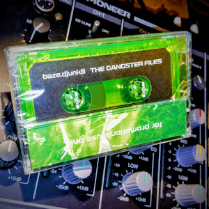 intrauterintapes009mcfoto03